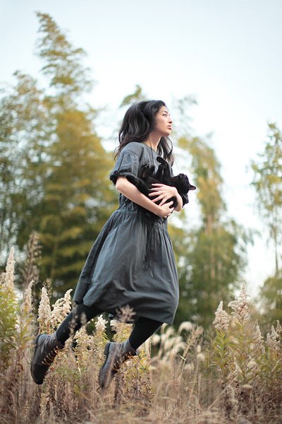 levitation photo 4 in Japanese Girl Who Loves to Levitate