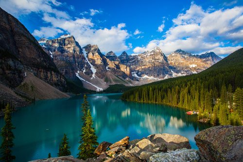 Sunrise at Moraine lake