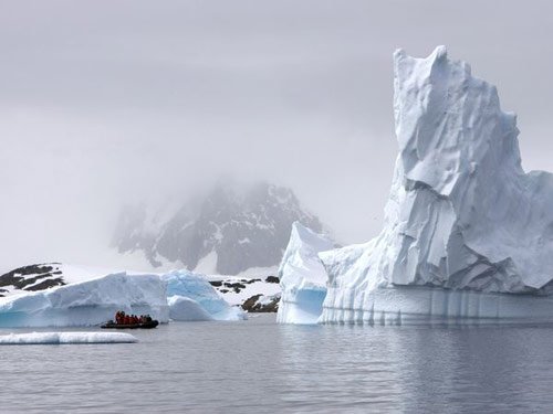 Majestic Tower of Sculpted Snow in antarctica pictures